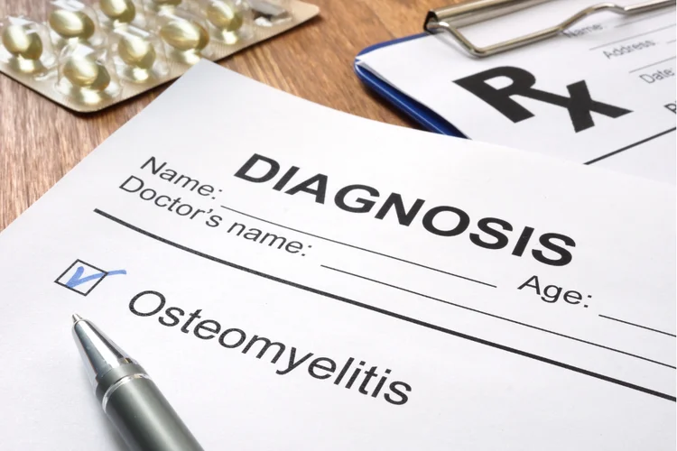 Diagnosis form showing osteomyelitis bone infection.